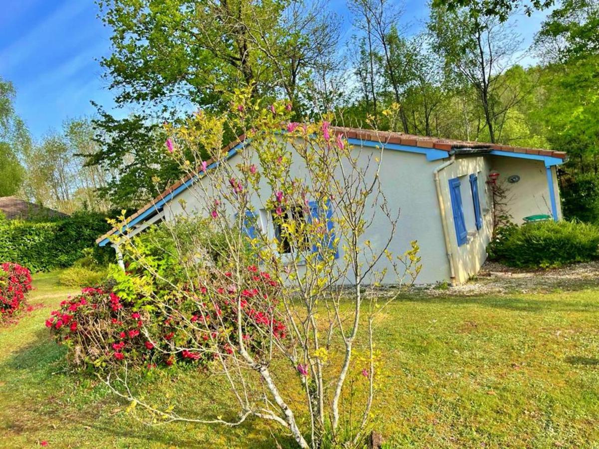 Vakantie Woning Le Chat Maison 175 Ecuras Exteriör bild